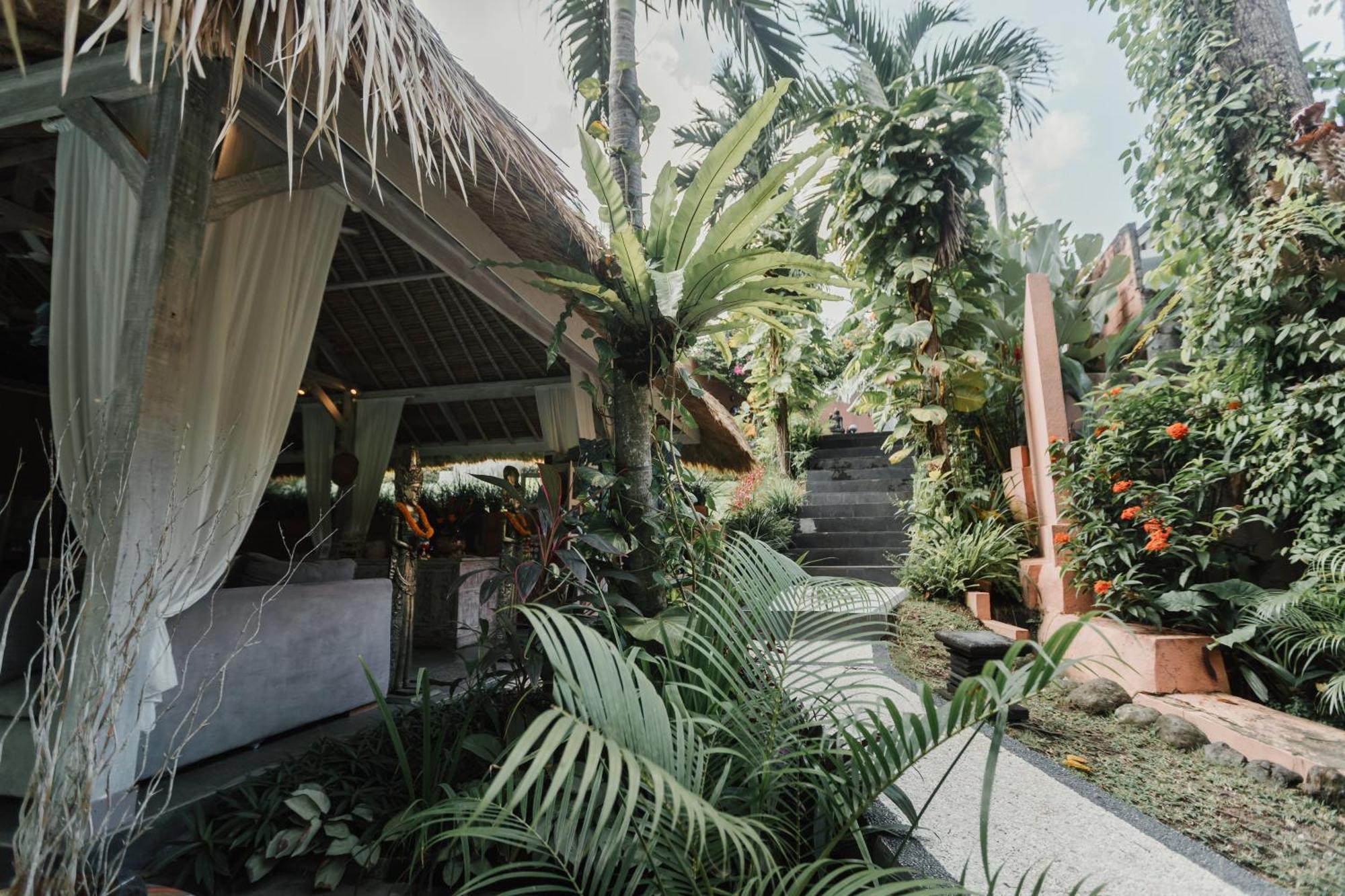 Maylie Bali Villa & Bungalows Canggu Esterno foto