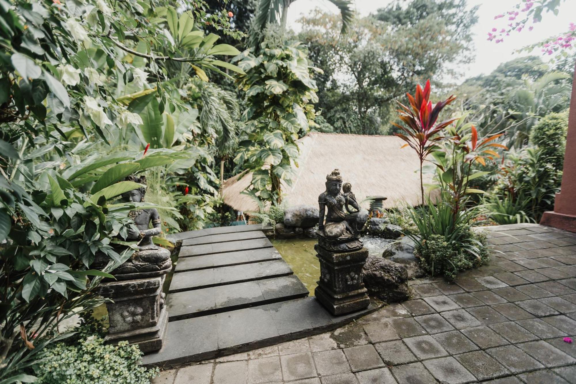 Maylie Bali Villa & Bungalows Canggu Esterno foto